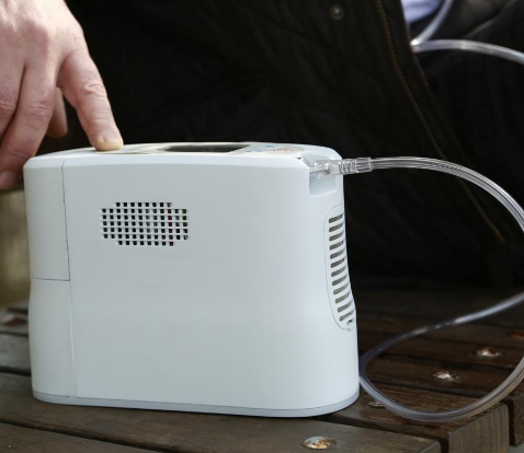 守護生命，守護健康：新一代便攜式制氧機的便捷與高效