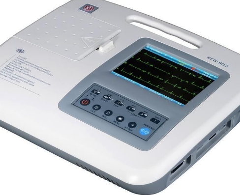 科技守護，健康無憂：新一代便攜式心電圖機的創(chuàng)新設(shè)計