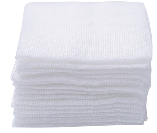 紗布：柔軟吸水性佳、適用于傷口包扎的一次性無(wú)菌醫(yī)用紗布