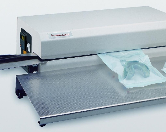 醫(yī)用切割機：精確切割，專業(yè)之選——醫(yī)用切割機的功能解析