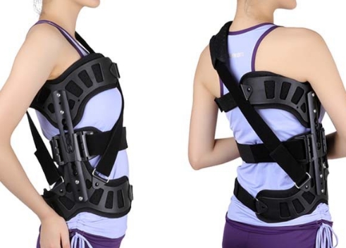 脊柱側(cè)彎矯正器